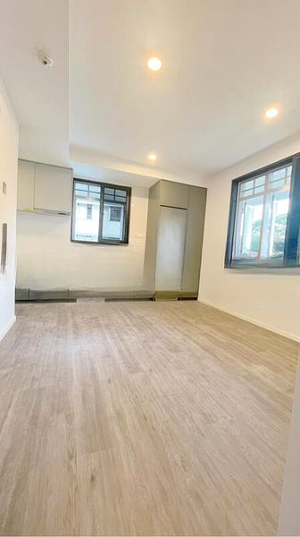 AVENUE SOUTH RESIDENCE 6