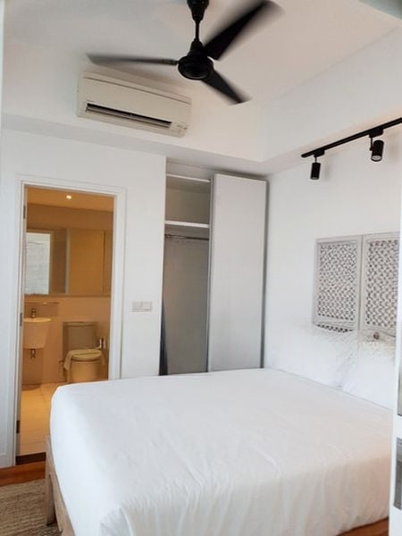 LOTUS AT PAYA LEBAR (EAST WING) 4