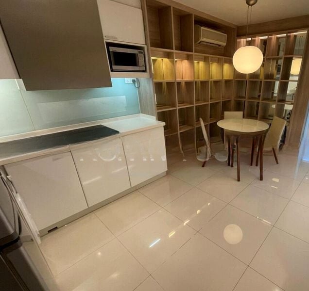 HIGH STREET CENTRE 6