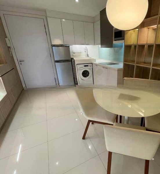 HIGH STREET CENTRE 5