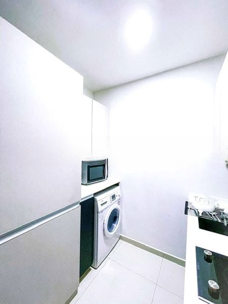 SUITES 28 3