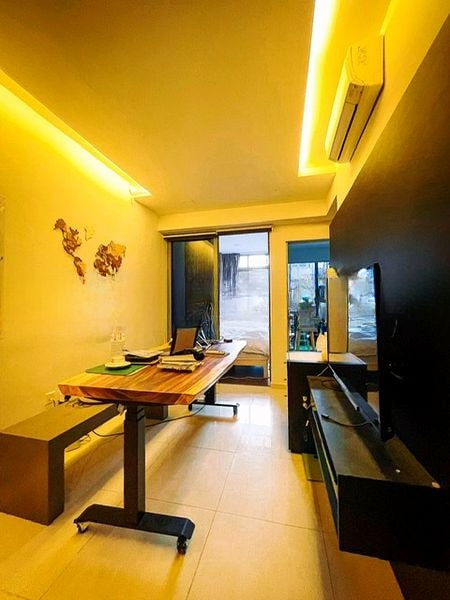 SUITES 28 9