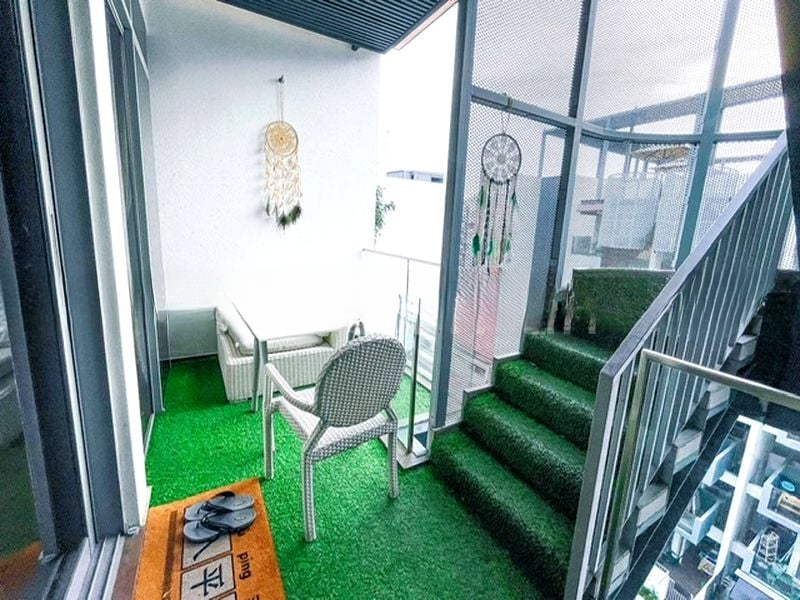 SUITES 28 4