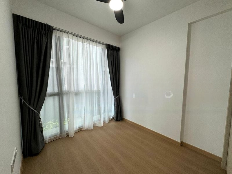 TREASURE AT TAMPINES 4