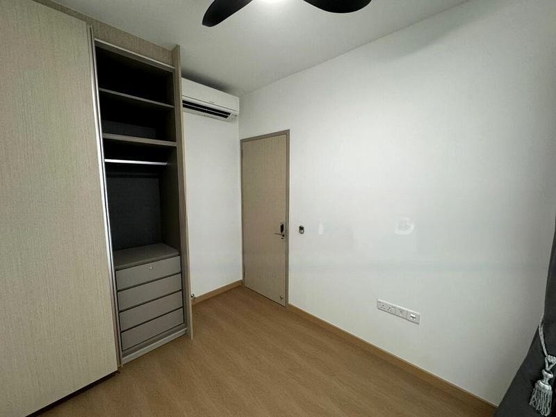 TREASURE AT TAMPINES 5