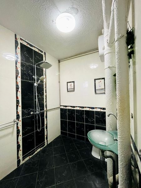 JURONG WEST ST 42 10