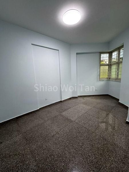 BT BATOK WEST AVE 5 6