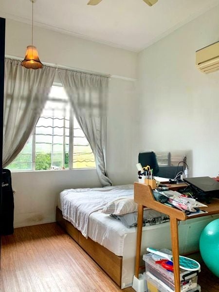 EASTVILLE APARTMENTS 10