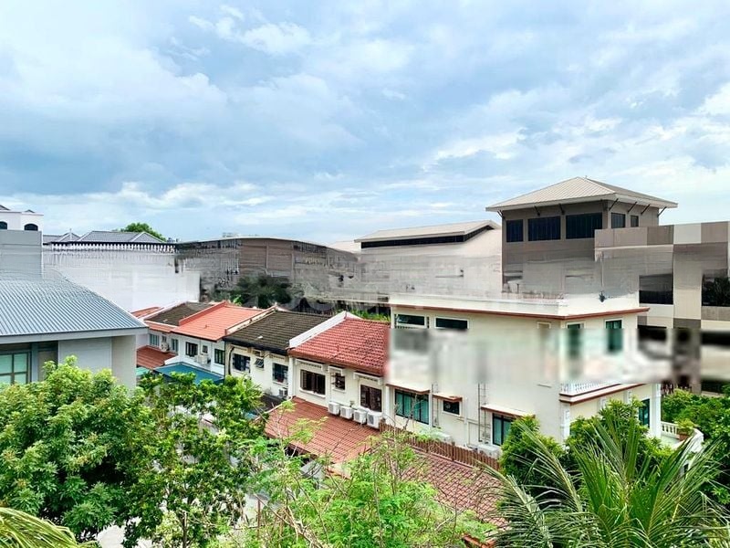 EASTVILLE APARTMENTS 9