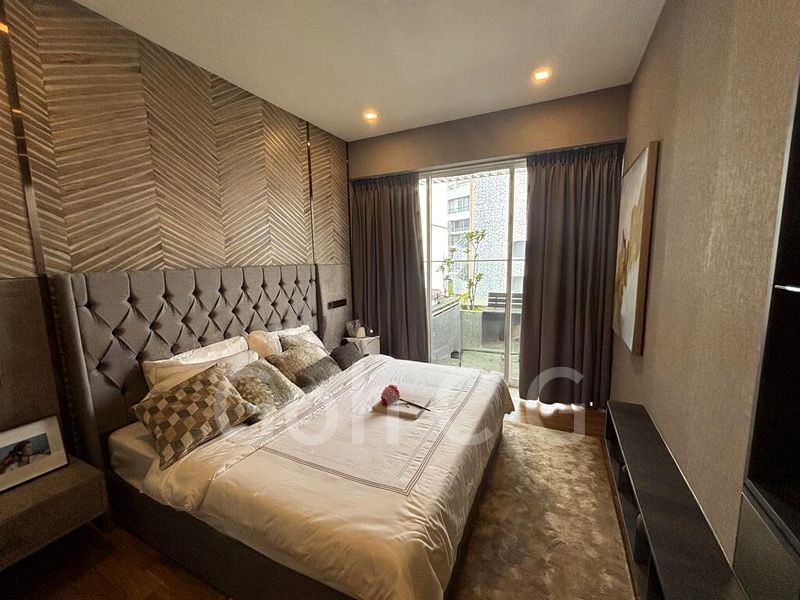 THE PEAK @ CAIRNHILL II 7