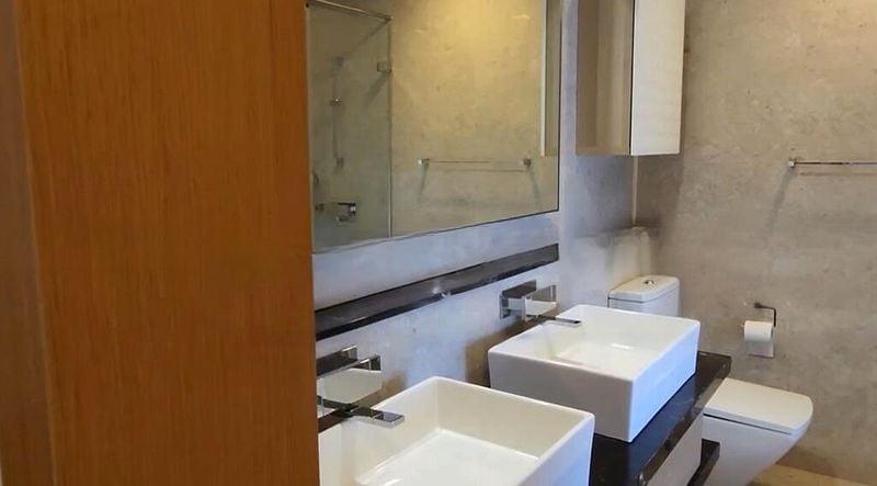 MARINA BAY RESIDENCES 7