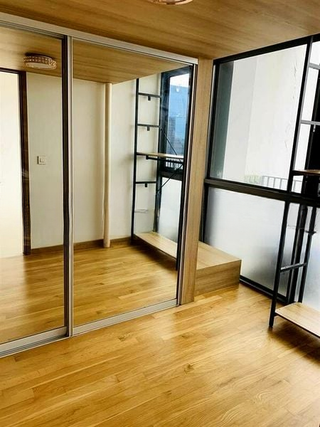 SPOTTISWOODE SUITES 6