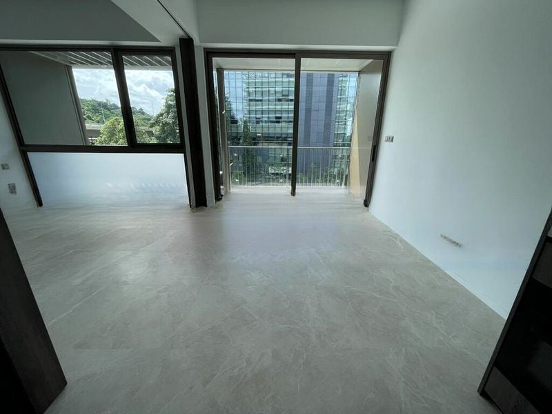 THE REEF AT KING'S DOCK 2