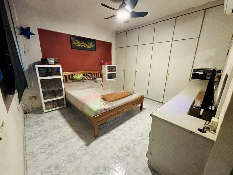 BT BATOK EAST AVE 3 8