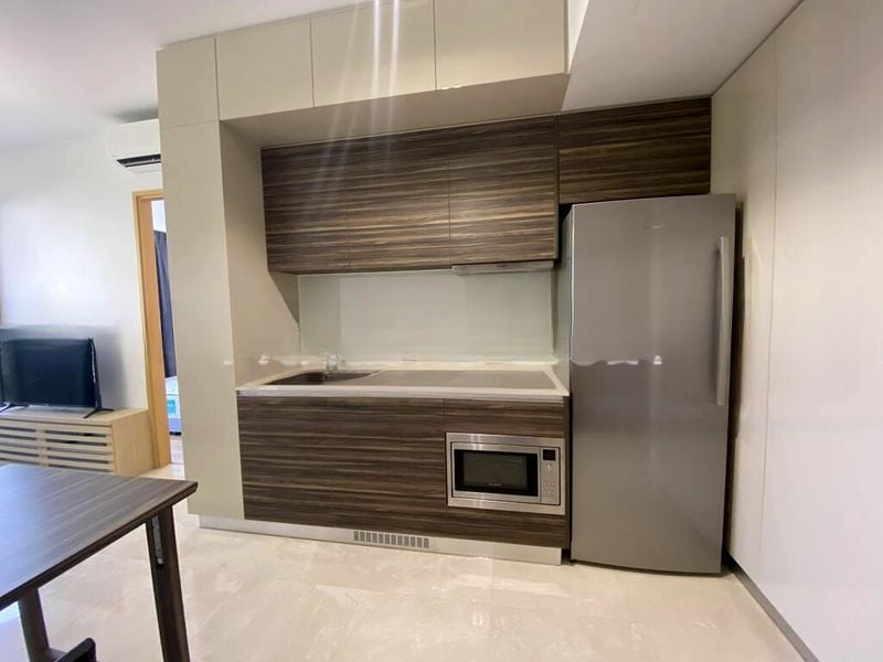 COMMONWEALTH TOWERS 4