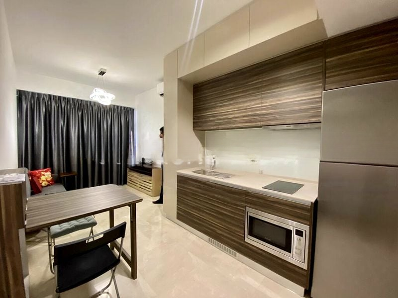 COMMONWEALTH TOWERS 6