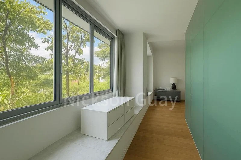 THE HOLLAND COLLECTION 3