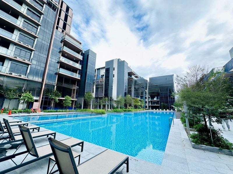 FOURTH AVENUE RESIDENCES 5