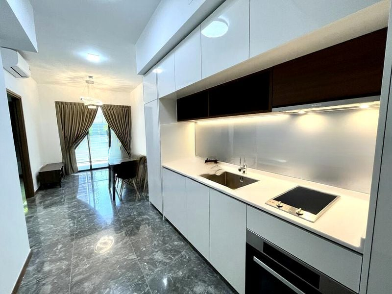 FOURTH AVENUE RESIDENCES 6