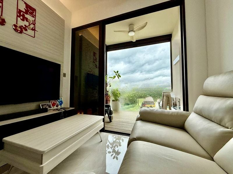 DAIRY FARM RESIDENCES 7