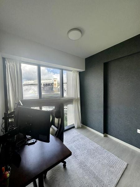 RIVERFRONT RESIDENCES 3