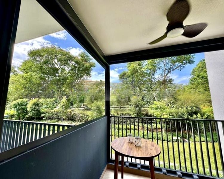 TREASURE AT TAMPINES 4