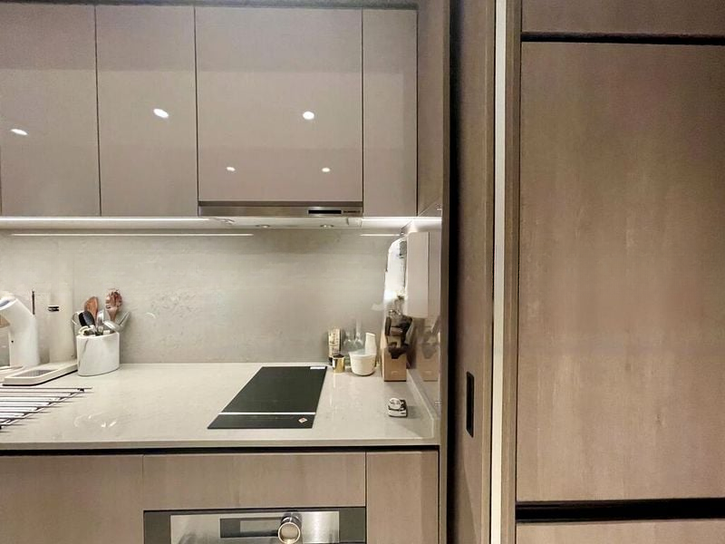 AVENUE SOUTH RESIDENCE 14