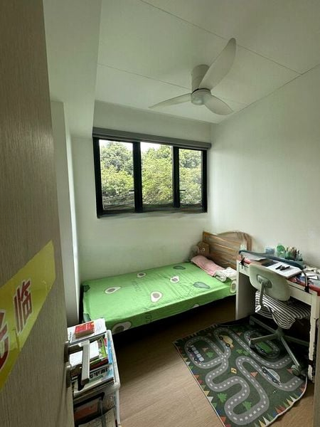 TREASURE AT TAMPINES 4