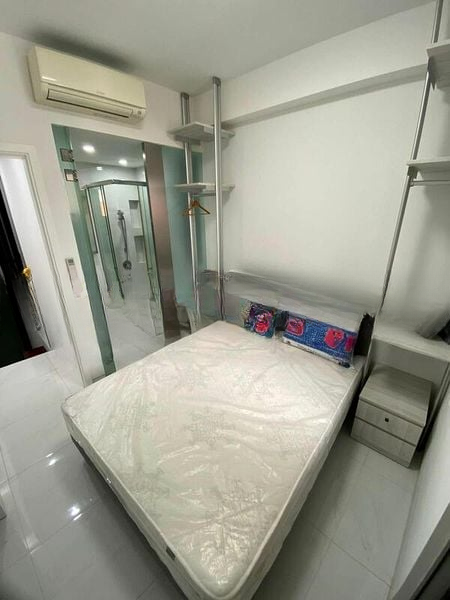PARK 1 SUITES 6