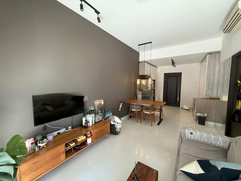 R MAISON 8
