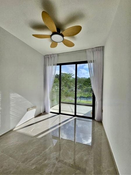 DAIRY FARM RESIDENCES 10