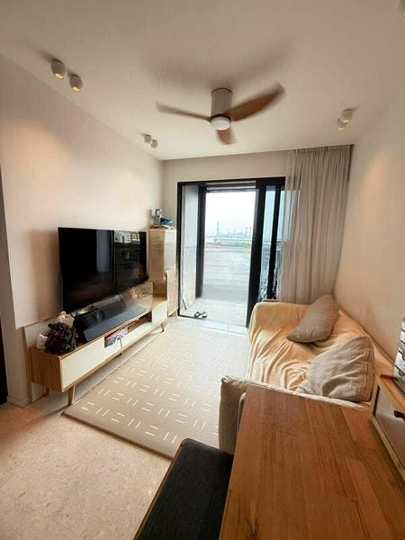 AVENUE SOUTH RESIDENCE 7