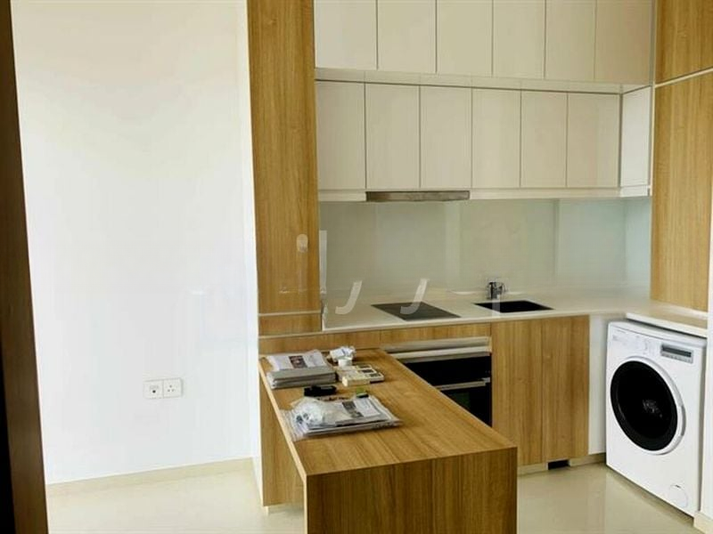 SPOTTISWOODE SUITES 3