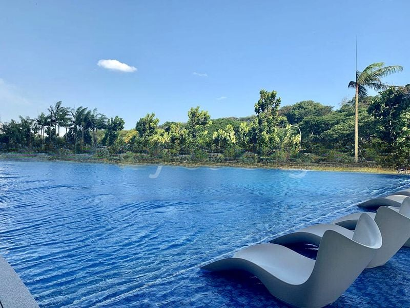 SEASIDE RESIDENCES 7