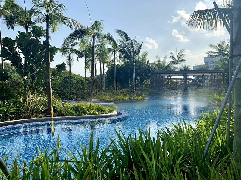 SEASIDE RESIDENCES 6