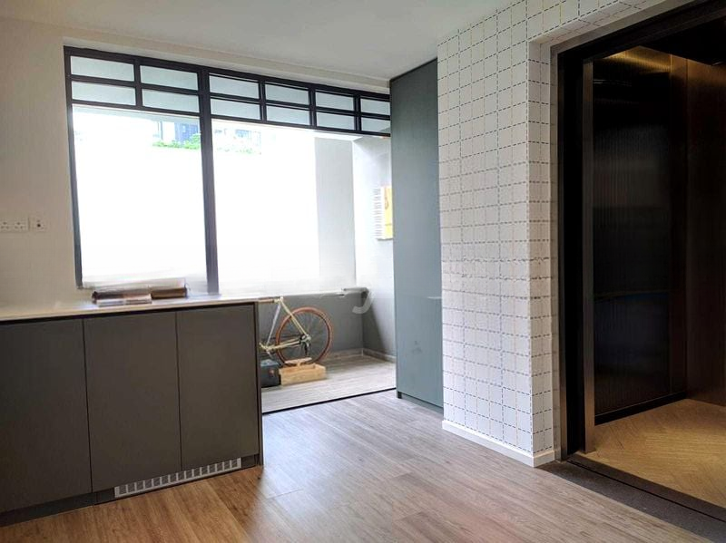 AVENUE SOUTH RESIDENCE 5