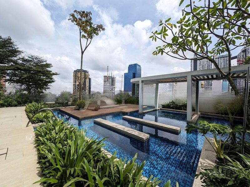 SPOTTISWOODE SUITES 11