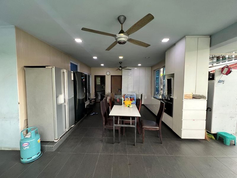 GOLDEN HILL ESTATE 14