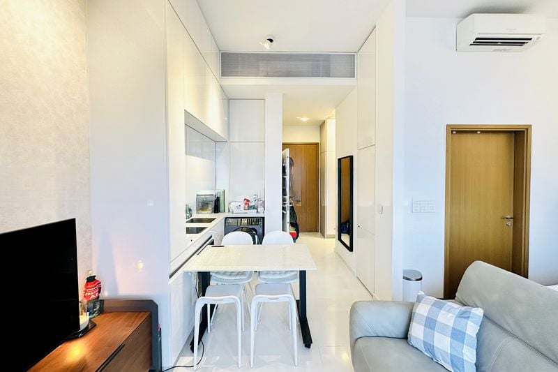 SPOTTISWOODE SUITES 7