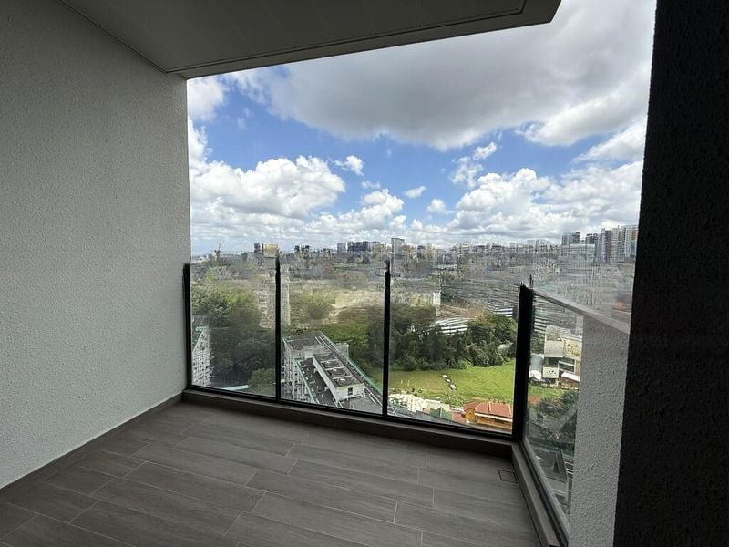 AVENUE SOUTH RESIDENCE 12