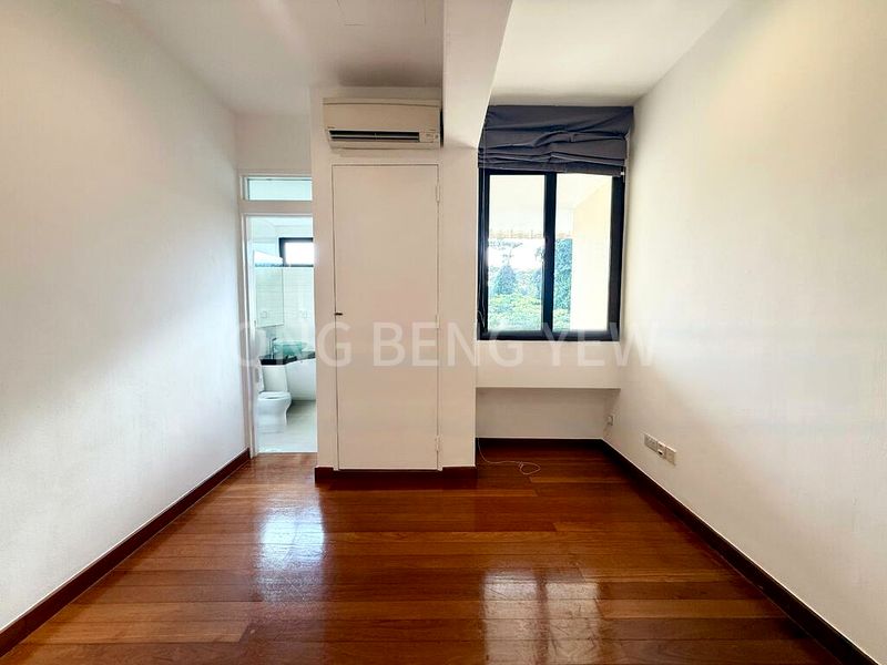 HILLCREST ARCADIA 12