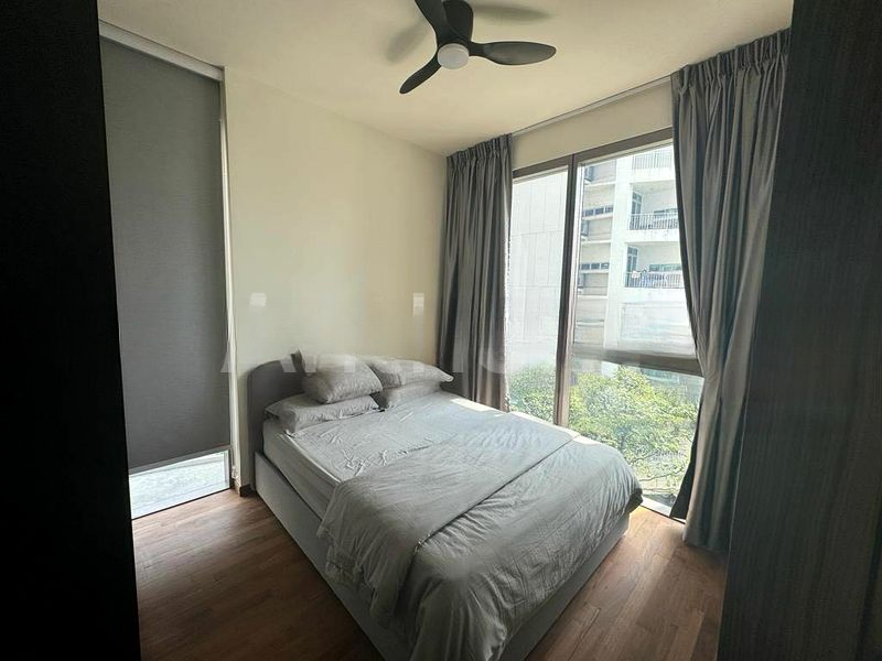 COASTLINE RESIDENCES 5