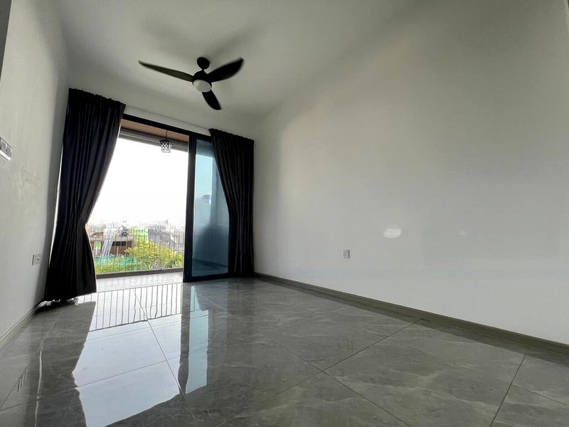 THE GARDEN RESIDENCES 13