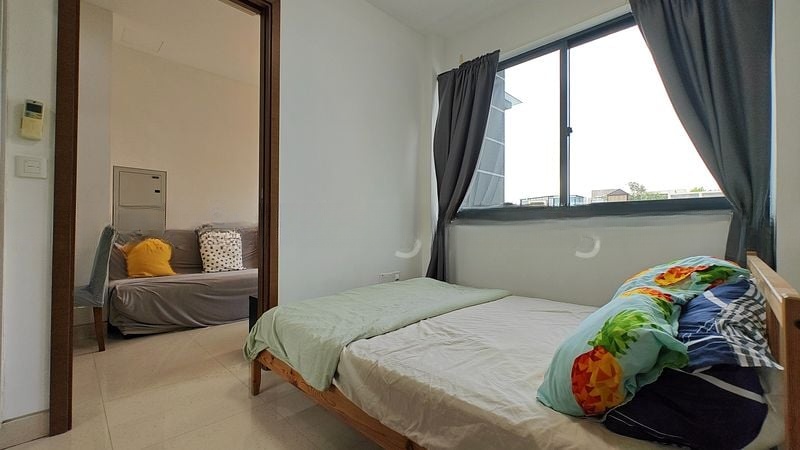 CENTRA SUITES 6