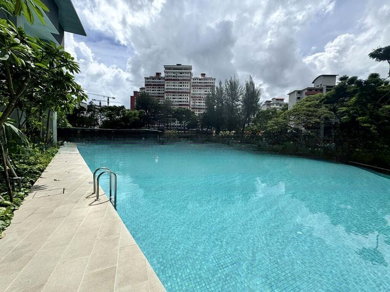 STIRLING RESIDENCES 4