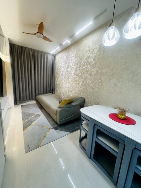 TREASURE AT TAMPINES 6