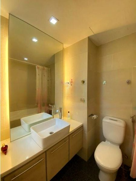 WEST BAY CONDOMINIUM 6