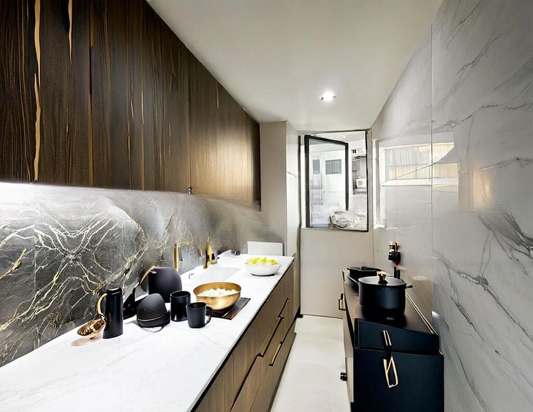 FORESQUE RESIDENCES 4