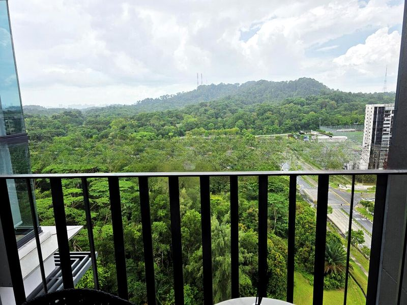 FORESQUE RESIDENCES 10