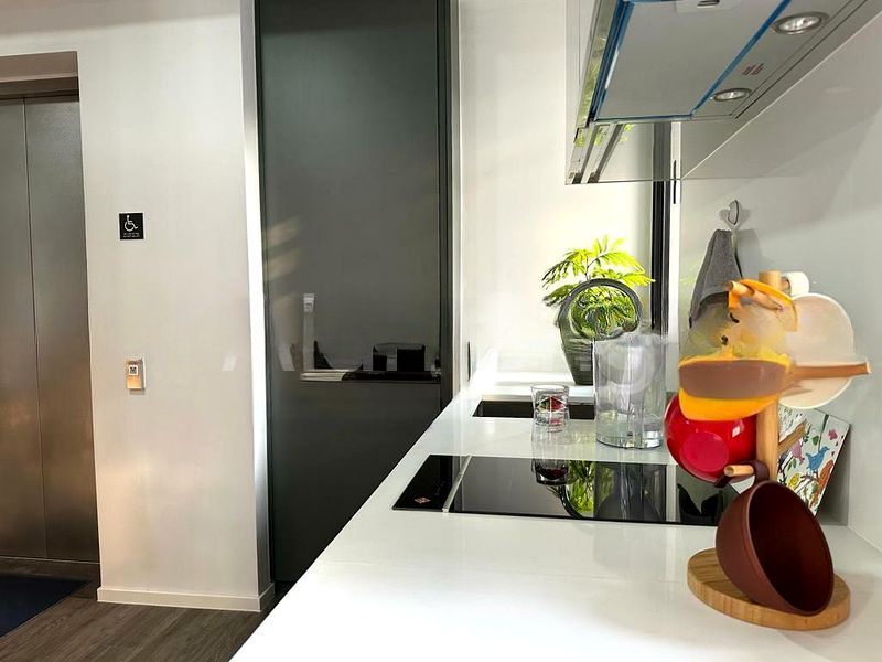 AVENUE SOUTH RESIDENCE 10